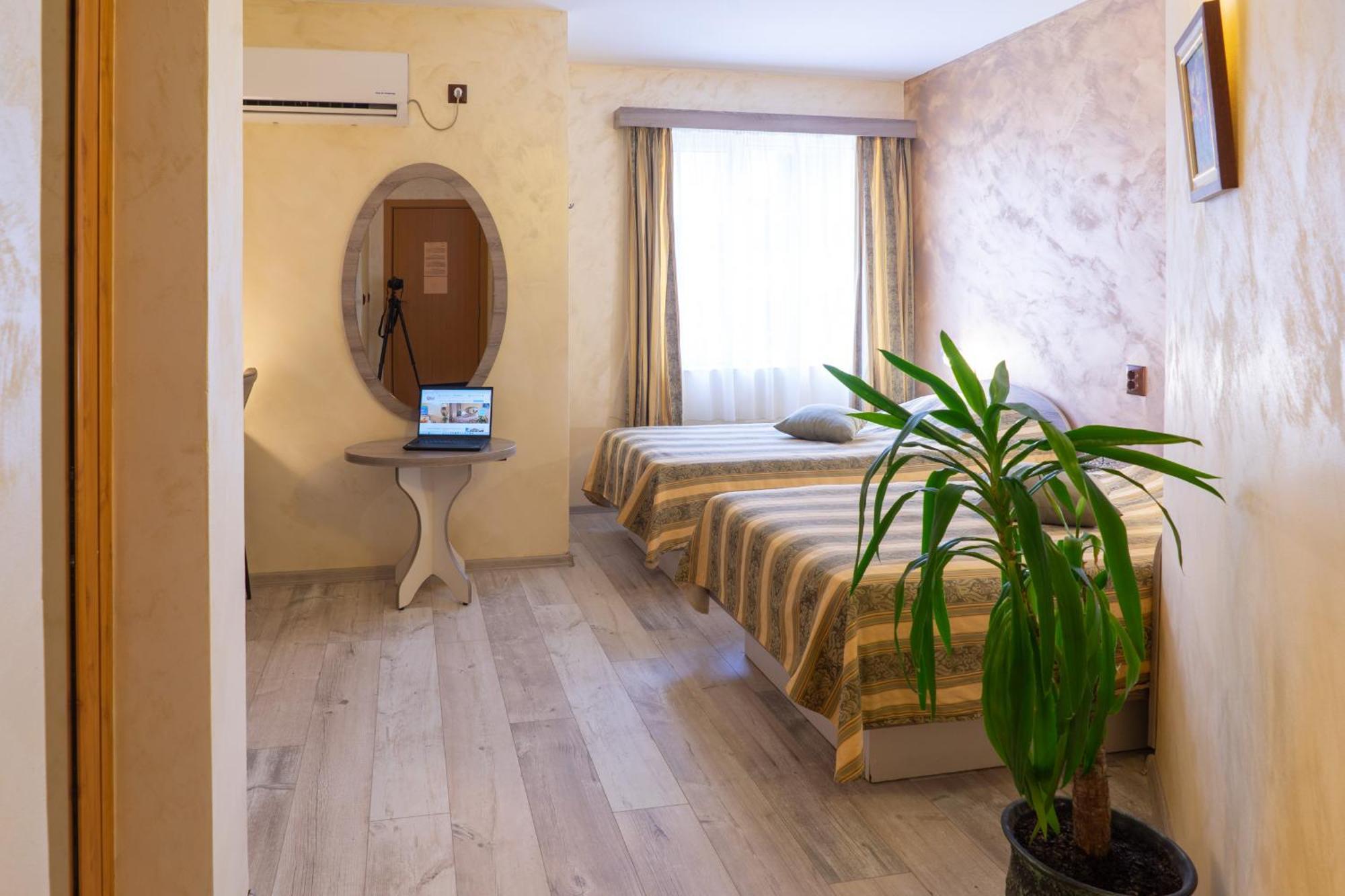 Hotel Color Varna Eksteriør bilde